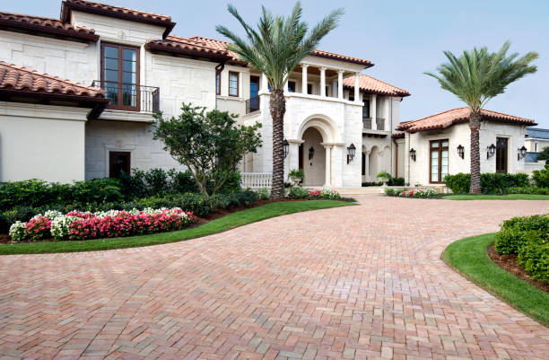 Best Driveway Pavers Contractor  in Oak Grove, MO